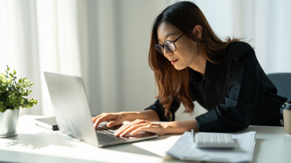Nắm được các kỹ năng và nền tảng là yếu tố quan trọng để bạn lên được lộ trình và cách học marketing online hiệu quả