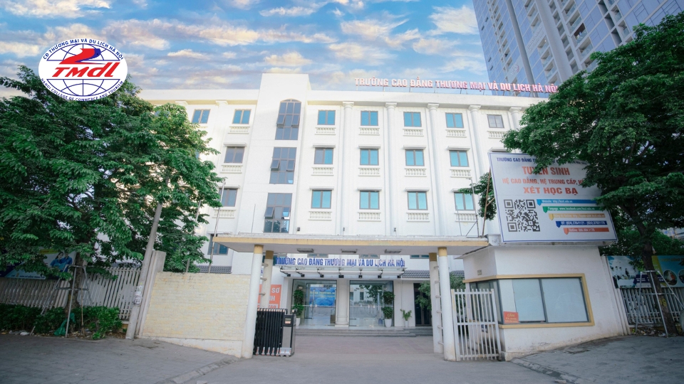 Trường Cao đẳng Thương mại và Du lịch Hà Nội có các chương trình học được thiết kế cực kỳ linh hoạt về cả thời gian và hình thức. Các khóa học phù hợp với mọi đối tượng, từ sinh viên đến những người đã đi làm