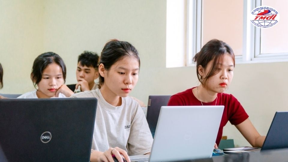 Ba hình thức xét tuyển không cần thi