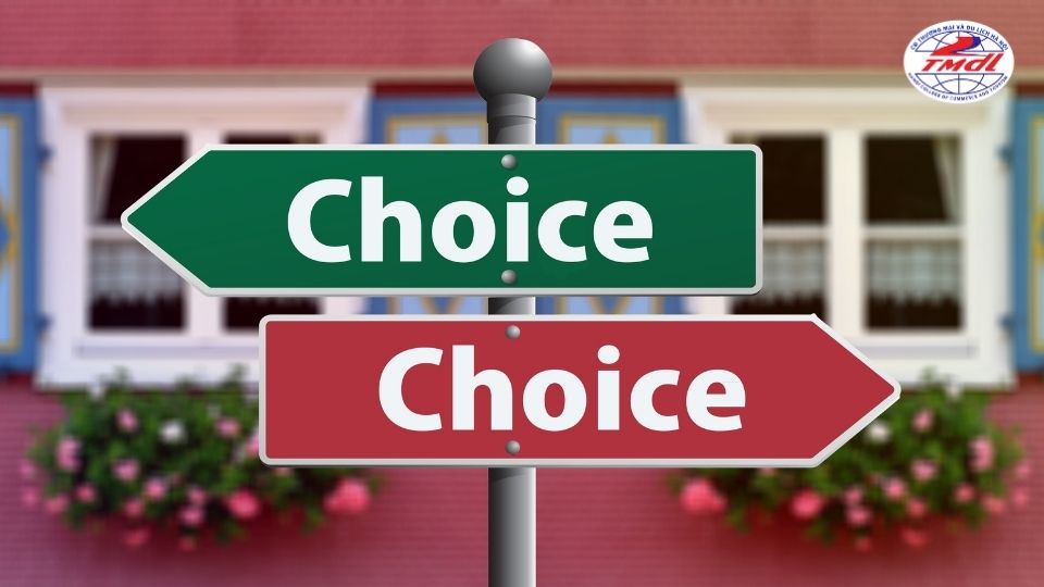 Nên học quản trị kinh doanh hay chọn ngành khác?