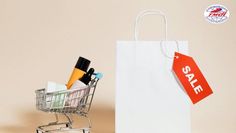 Quy trình 4 bước xây dựng chiến lược "Vượt biên" bài bản