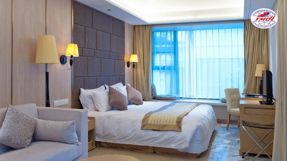 3 yếu tố ảnh hưởng đến học phí ngành quản trị khách sạn