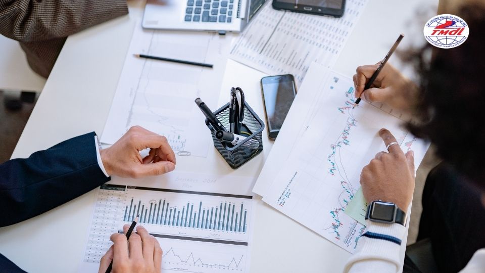 Ngành quản trị kinh doanh là làm gì