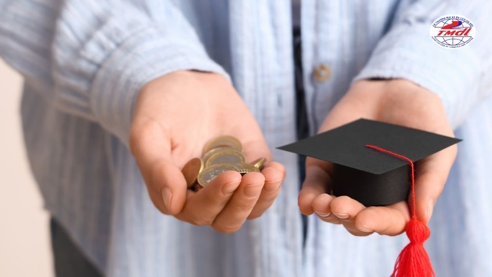 Học phí quản trị kinh doanh hiện nay phụ thuộc vào những yếu tố nào?