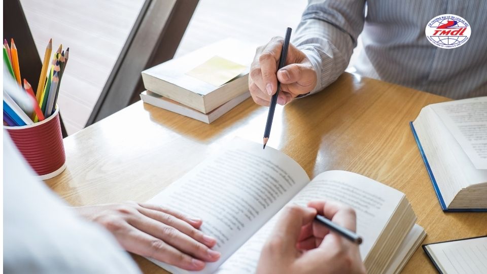 Hồ sơ liên thông trung cấp lên cao đẳng gồm những gì?