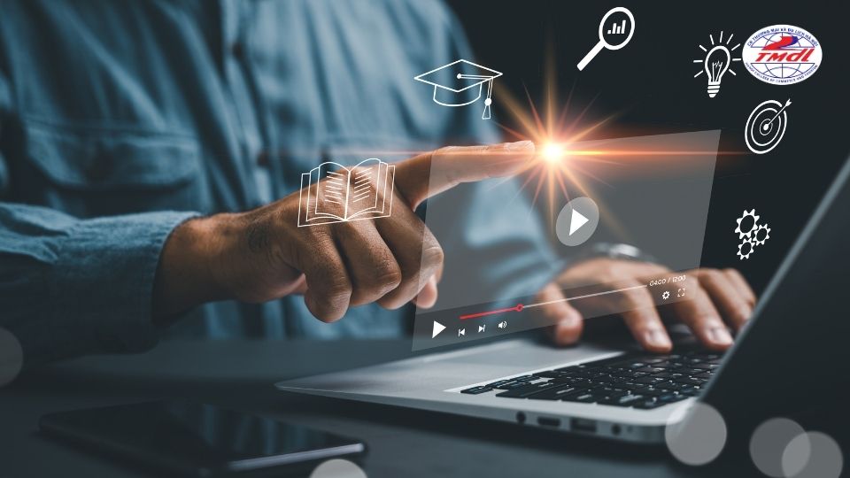 Quy định liên thông trung cấp lên cao đẳng về điều kiện tuyển sinh